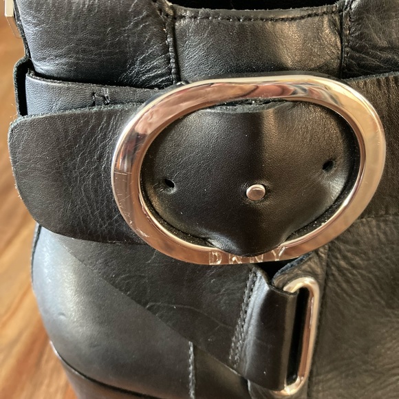 DKNY black leather Chelsea dress ankle boots - Picture 5 of 7